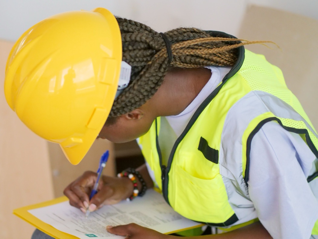 Checklist técnico para documentação e acompanhamento de Segurança do Trabalho